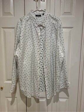 Murano White Button-Down Shirt with Green Micro Triangle Print